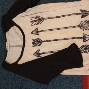 3/4 sleeve shirt